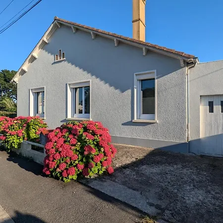 T3 House With Garden And Terrace Hébergement de vacances